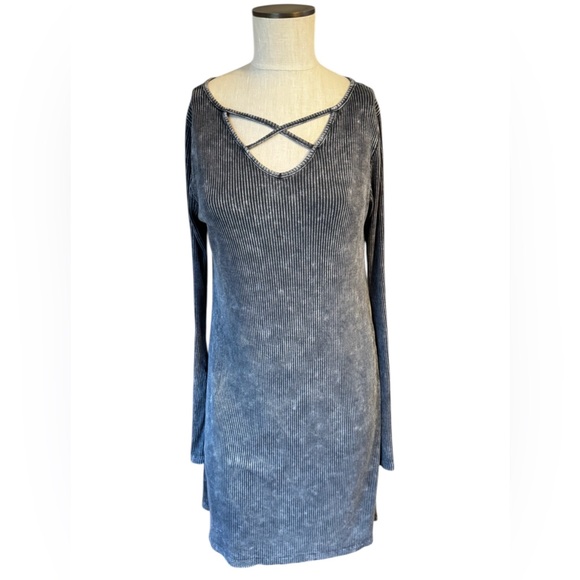PPLA Arwen Ribbed Knit Stonewashed Tunic Dress Charcoal Crisscrossed Front Sz M - Picture 1 of 11